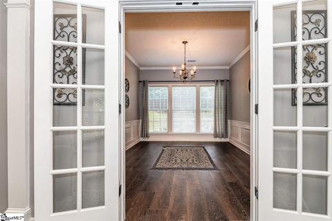 129 Cotter Ln, Greer, SC 29650 photo 7