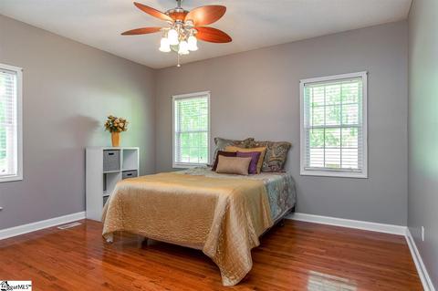 309 Azalea Ct, Williamston, SC 29697 photo 5