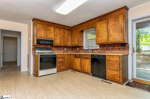 419 Brown Bottom Rd, Central, SC 29630 photo 7