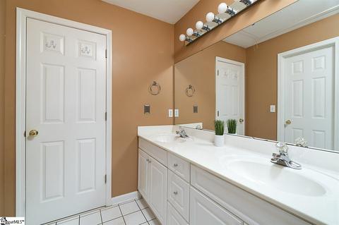 302 E Celestial Dr, Greer, SC 29651 photo 19
