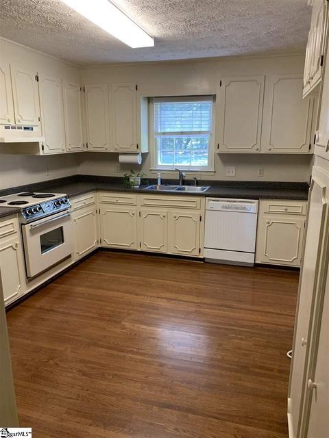 403 Hedgewood Ter, Greer, SC 29650 photo 35