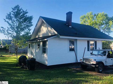 208 S 4th St, Easley, SC 29640 photo 2