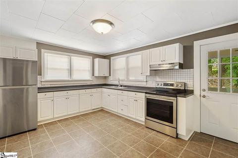 101 Pinewood Dr, Easley, SC 29640 photo 7