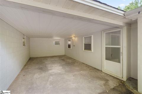 101 Pinewood Dr, Easley, SC 29640 photo 17