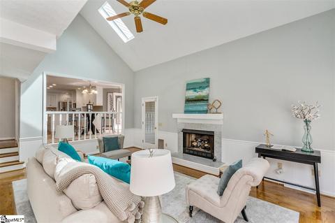 105 Lytle Ct, Greer, SC 29650 photo 4