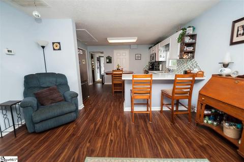 115 E Main St, Duncan, SC 29334 photo 6