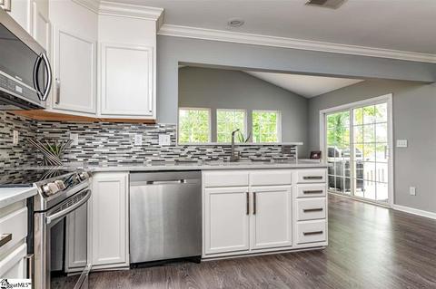 7 Renforth Rd, Simpsonville, SC 29681 photo 8
