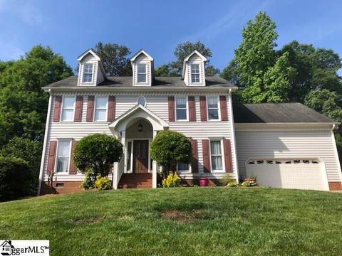 305 River Way Dr, Greer, SC 29651 photo 1