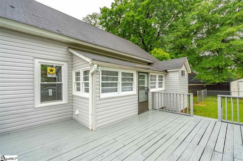 2 14th St, Greer, SC 29651 photo 11