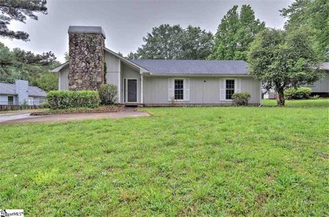 323 Saratoga Dr, Greer, SC 29650 photo 1