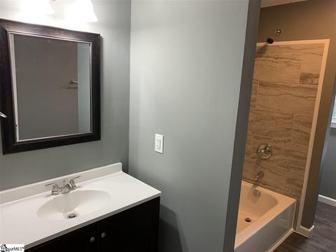 105 Tryon St, Greer, SC 29651 photo 12