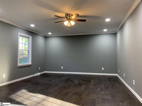 105 Tryon St, Greer, SC 29651 photo 18