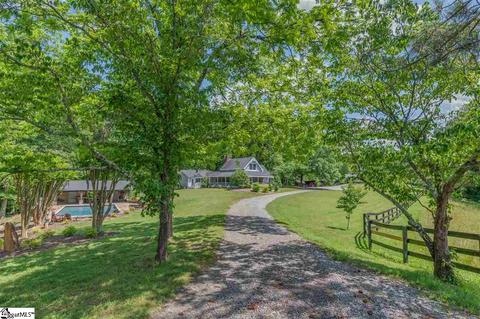 1454 Ar Thompson Rd, Mill Spring, NC 28756 photo 2