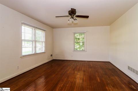 118 Cedar Cir, Easley, SC 29642 photo 5