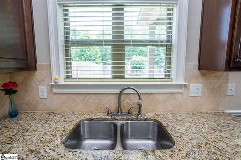 220 Sunnybrook Ln, Greer, SC 29650 photo 12