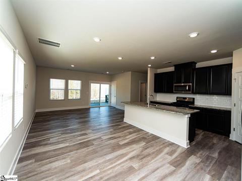 601 Purteview Pl, Greer, SC 29650 photo 4