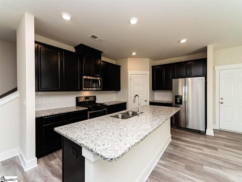 601 Purteview Pl, Greer, SC 29650 photo 5