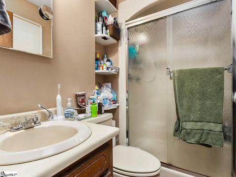 136 Oakvale Dr, Easley, SC 29640 photo 14