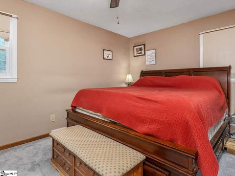 136 Oakvale Dr, Easley, SC 29640 photo 12