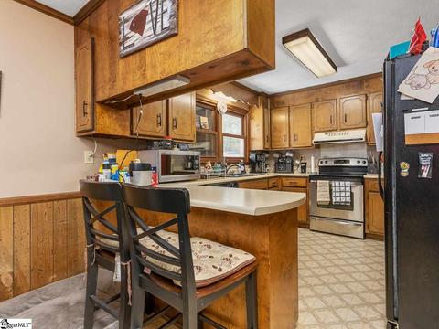 136 Oakvale Dr, Easley, SC 29640 photo 10