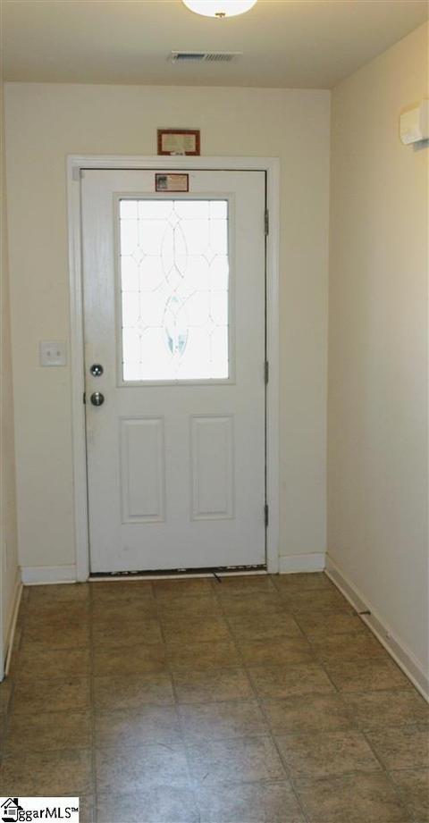 329 Victory Ln, Moore, SC 29369 photo 2