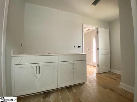 204 Townsend Ave, Greer, SC 29651 photo 6