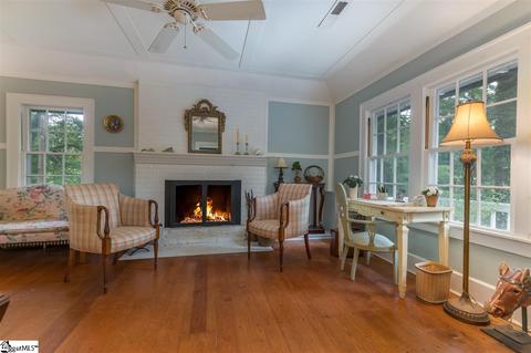 115 Melrose Cir, Tryon, NC 28782 photo 4
