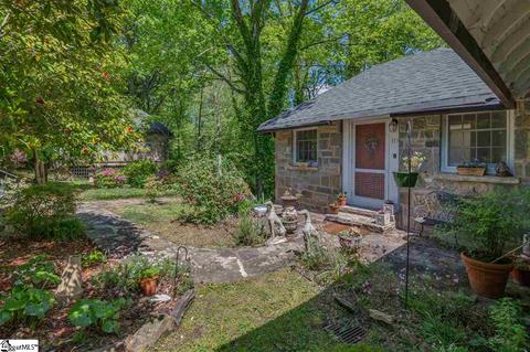 115 Melrose Cir, Tryon, NC 28782 photo 2