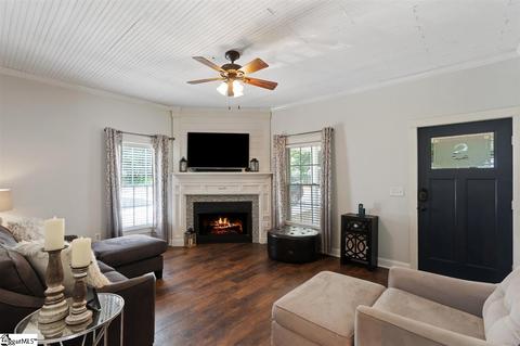 406 Barton St, Easley, SC 29640 photo 4