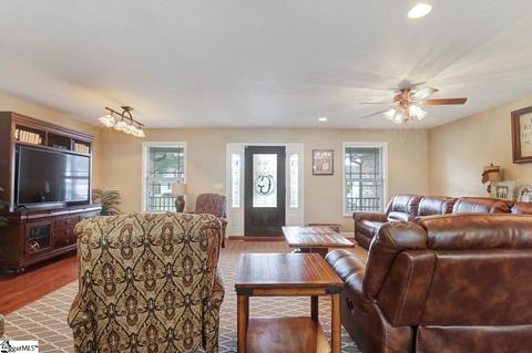 213 Harbin Ave, Greer, SC 29651 photo 8