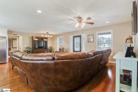 213 Harbin Ave, Greer, SC 29651 photo 7