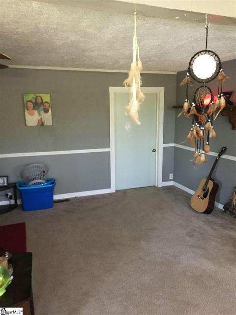 101 Alpine Ct, Pickens, SC 29671 photo 2