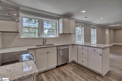 705 S B St, Easley, SC 29640 photo 7