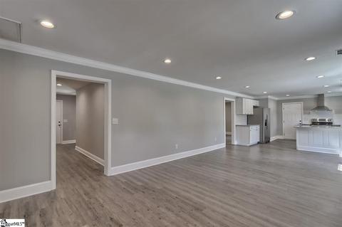 705 S B St, Easley, SC 29640 photo 12