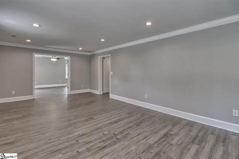 705 S B St, Easley, SC 29640 photo 15