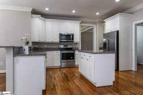 7 E Spindletree Way, Greer, SC 29650 photo 10