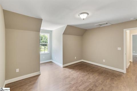 105 Roosevelt Rd, Pelzer, SC 29669 photo 17
