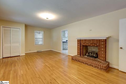 300 Heyward Ave, Honea Path, SC 29654 photo 9