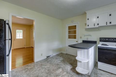 300 Heyward Ave, Honea Path, SC 29654 photo 16