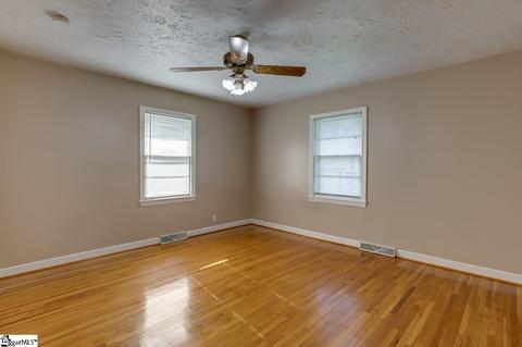300 Heyward Ave, Honea Path, SC 29654 photo 25