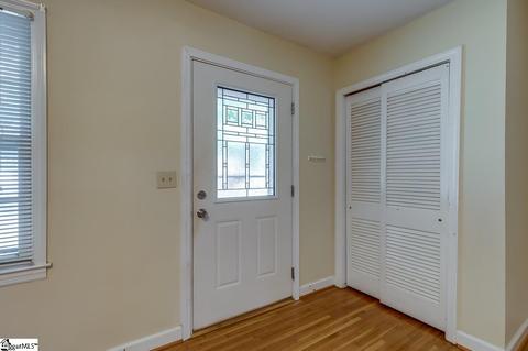 300 Heyward Ave, Honea Path, SC 29654 photo 5