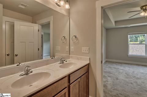 357 Hague Dr, Duncan, SC 29334 photo 13