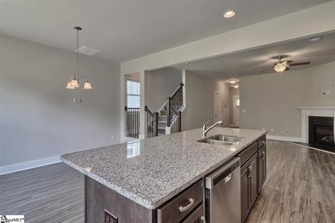 357 Hague Dr, Duncan, SC 29334 photo 7