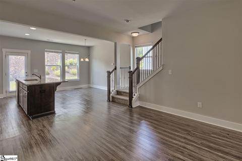 357 Hague Dr, Duncan, SC 29334 photo 4