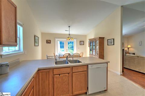 7 Tale Ct, Greer, SC 29650 photo 11