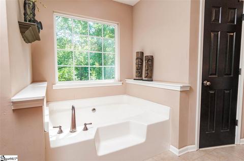 320 Katie Ln, Easley, SC 29640 photo 18