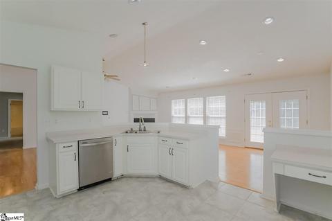 20 Brunner Ct, Greer, SC 29650 photo 8