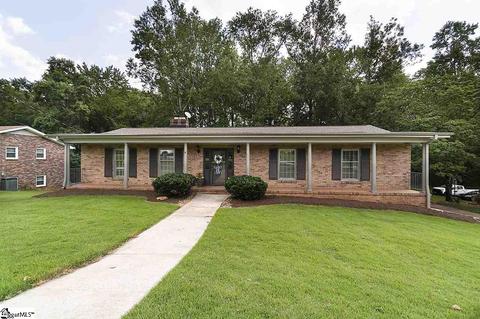305 Pinehurst Dr, Mauldin, SC 29662 photo 1