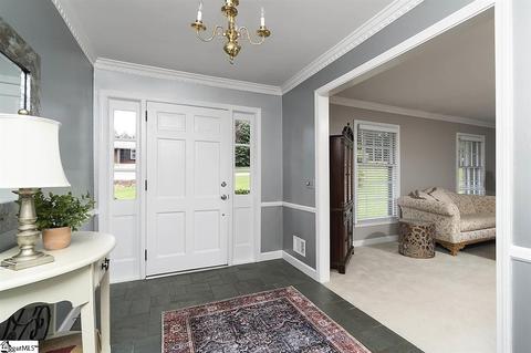 305 Pinehurst Dr, Mauldin, SC 29662 photo 2