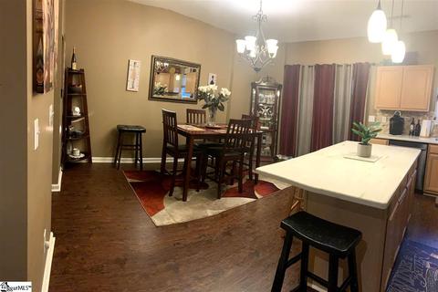 83 Spring Crossing Cir, Greer, SC 29650 photo 4